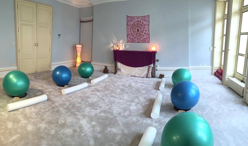 Salle des cours de Yoga Bar-sur-Aube - Odile Charney Association Envol
